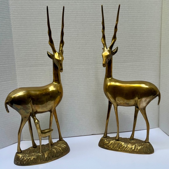 Mid-Century Modern Brass Gazelle Sculptures / Bookends in Brass, Pair - Picture 1 of 14